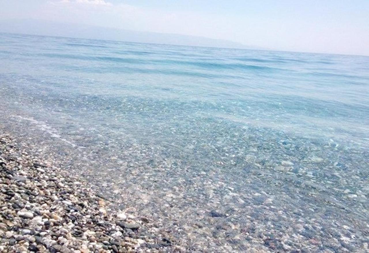 Il Cantone Del Faro Giardini Naxos Luaran gambar